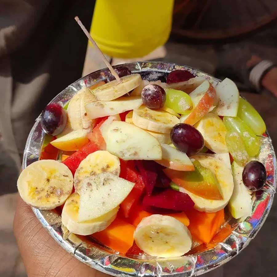 These are some Home Remedies to cure Food Poisoning