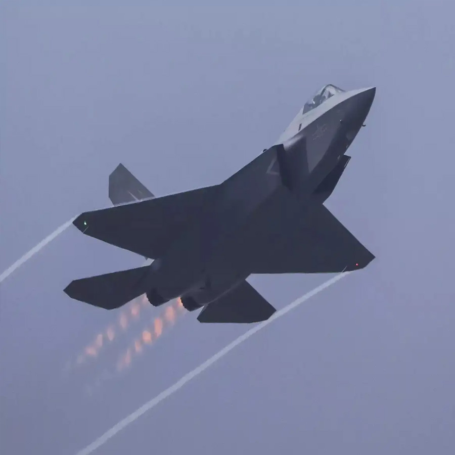 Russia offers fifth generation SU-57E stealth fighter jets to India with source code to beat US war planes