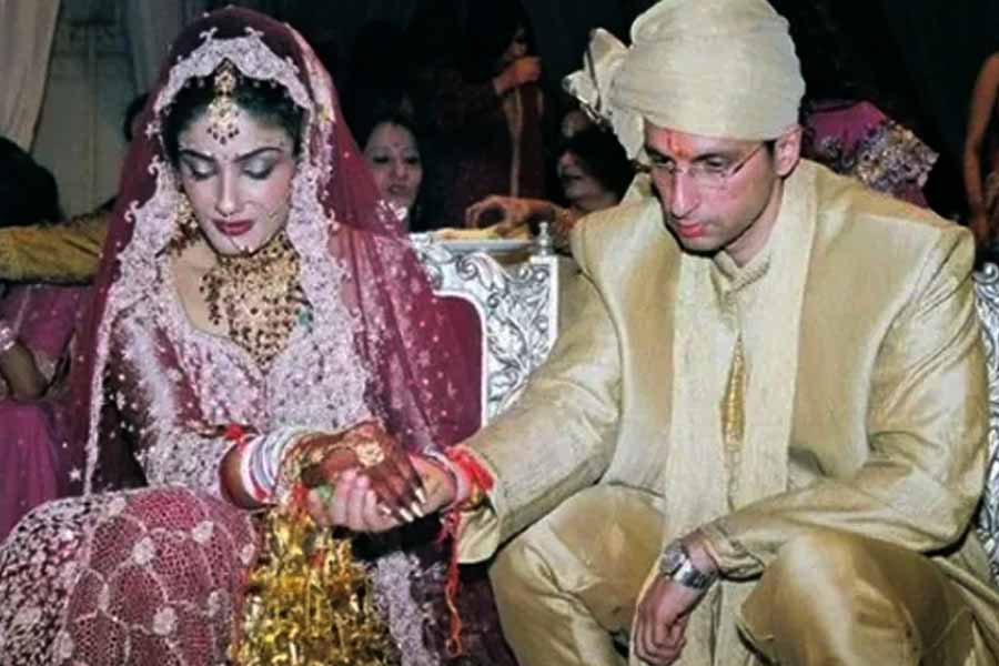 Raveena Tandon and Anil Thadani