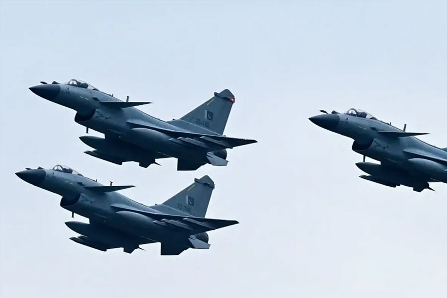 China gives Pakistan J-35A fighter jets with 50 percent discount which ignites backlash