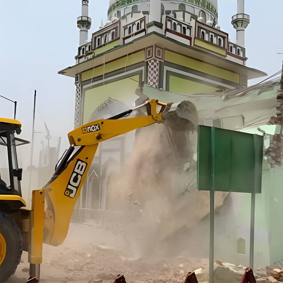 Uttar Pradesh News: Hindus and Muslims Jointly Demolish Parts of Illegally Built Mosque, Dargah, and Temple dgtl