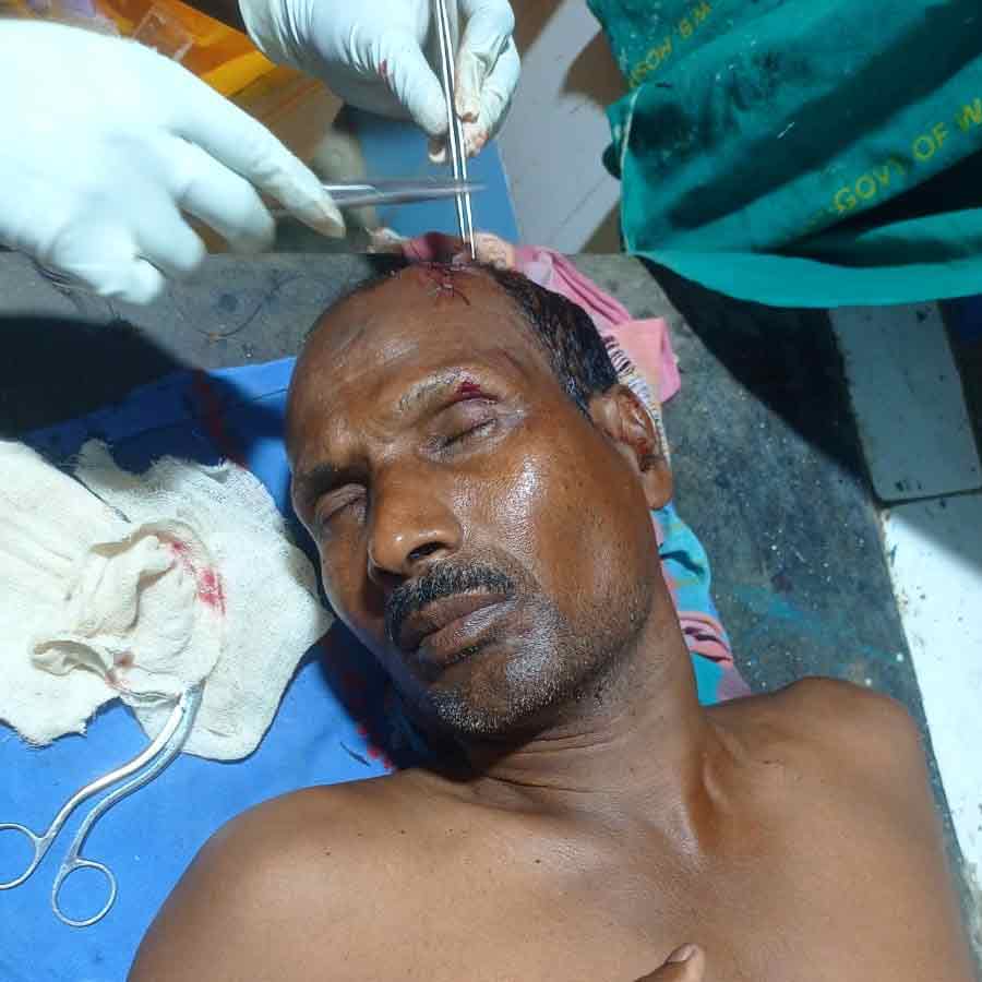Clash between two factions of TMC at the condolence meeting of late MLA,  8 injured in Tehatta of Nadia dgtld