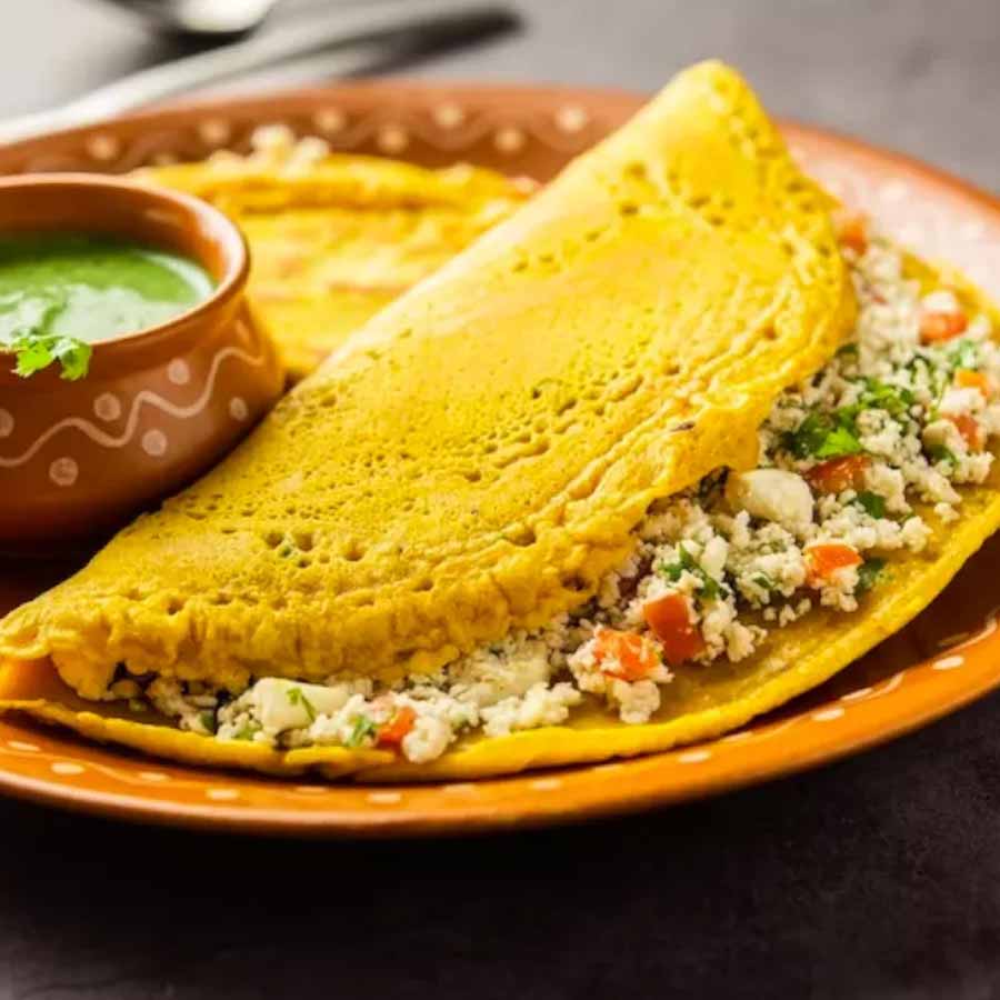 Protein Rich healthy chilla for office tiffin dgtl