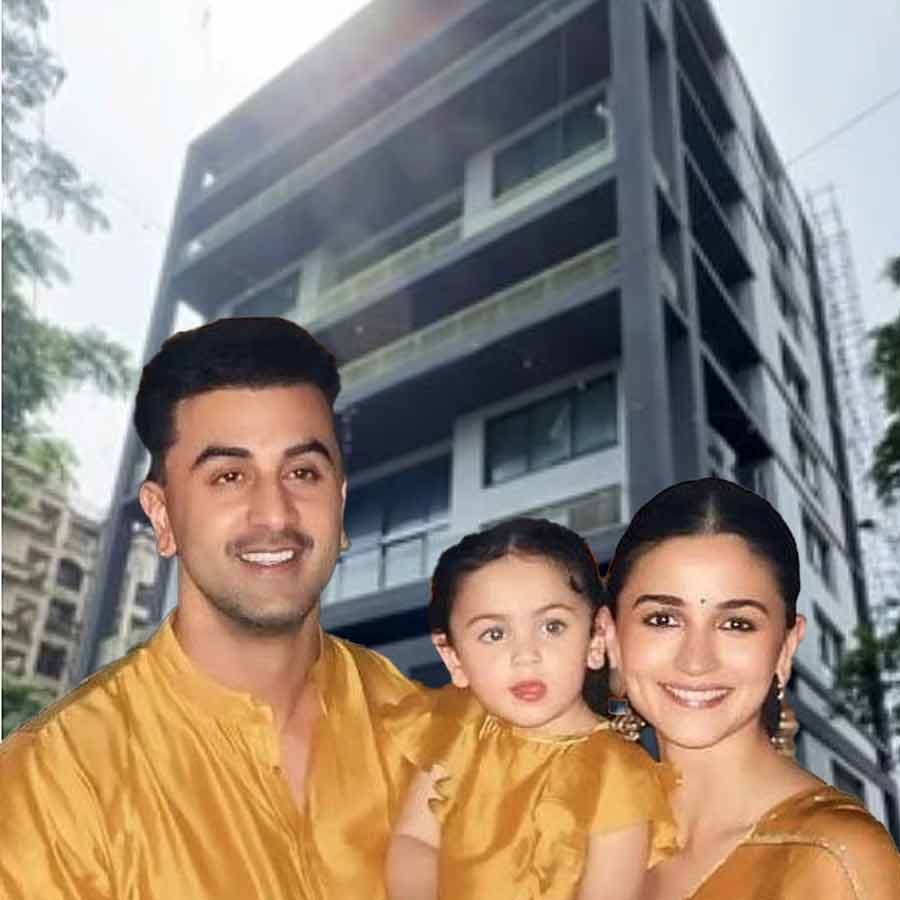 ranbir Kapoor and Alia Bhatt to soon move into their new house