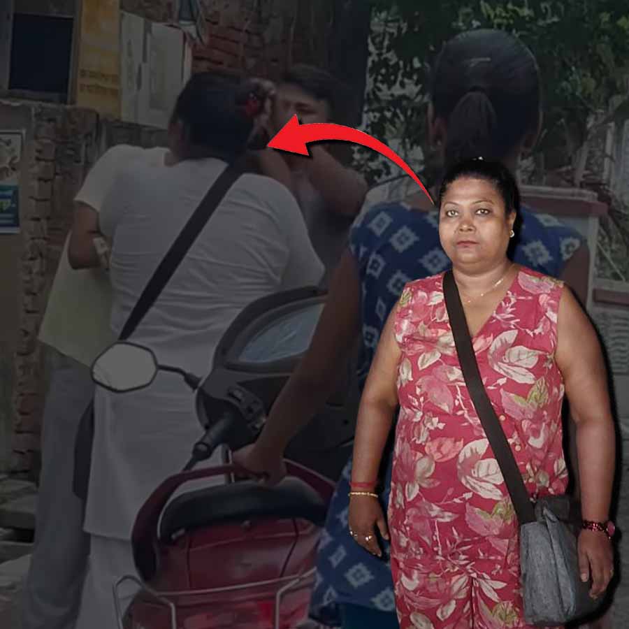 Viral video of Panihati Trinamool Councillor fighting in streets dgtl