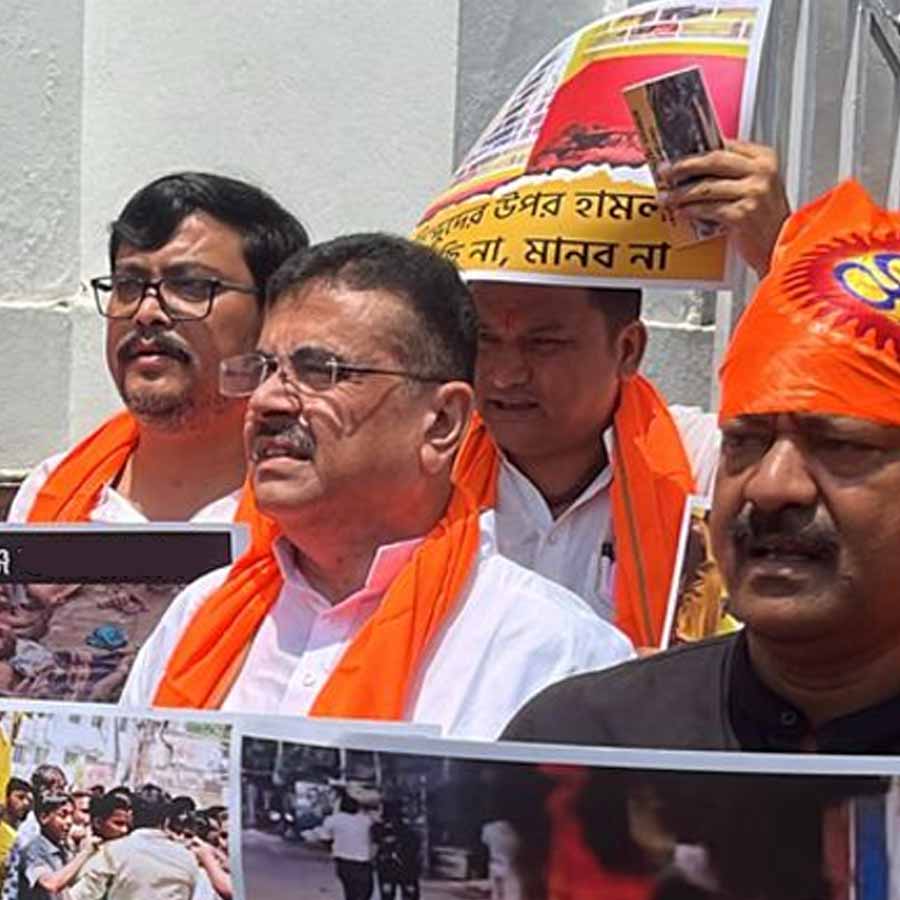 Live Updates of chaos in West Bengal Assembly during Monsoon session dgtl