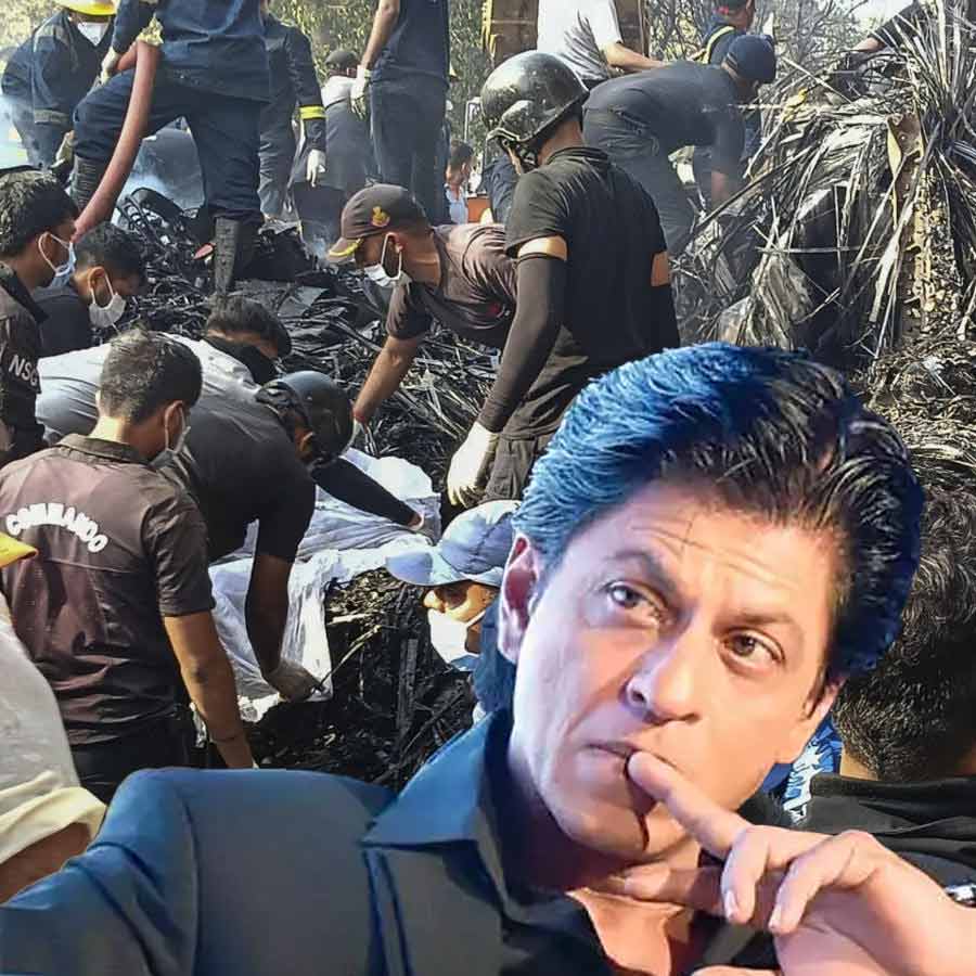 Ahmedabad Plane Crash Shah Rukh khan writes prayer for the victims and their family dgtl