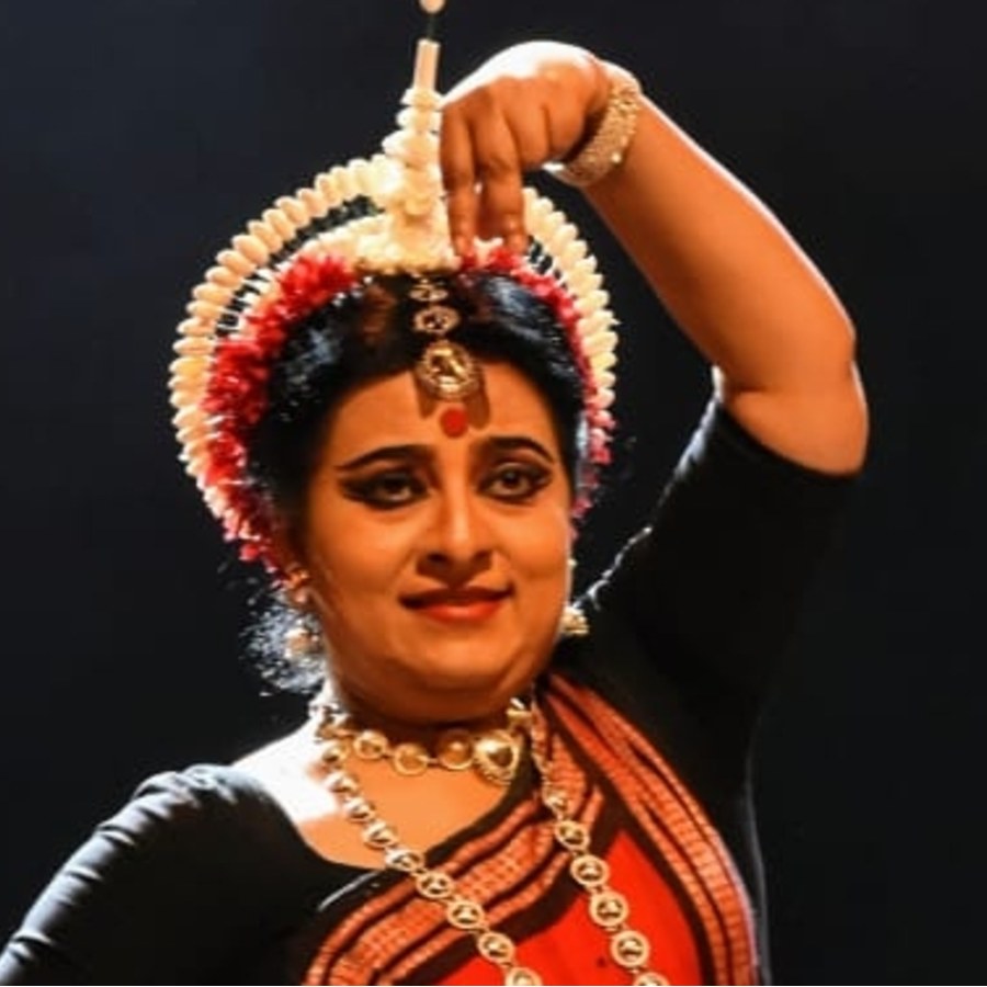 Dona Ganguly will conduct a dance workshop for students at Cambridge University dgtl