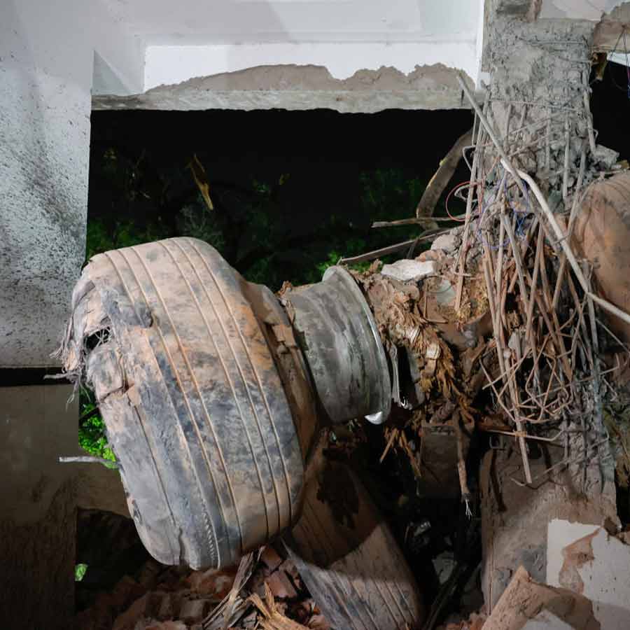 Whistleblower Warned Boeing 787s Were ‘Ticking Time Bombs’ Year before Ahmedabad Crash