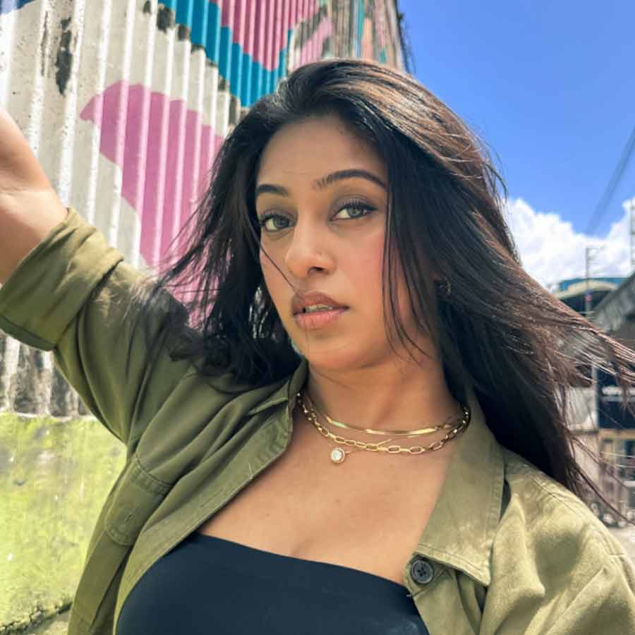 Meet 27 Year Old Air India Cabin Crew & Travel Influencer Roshni Rajendra Sanghare who lost her life in Ahmedabad Crash