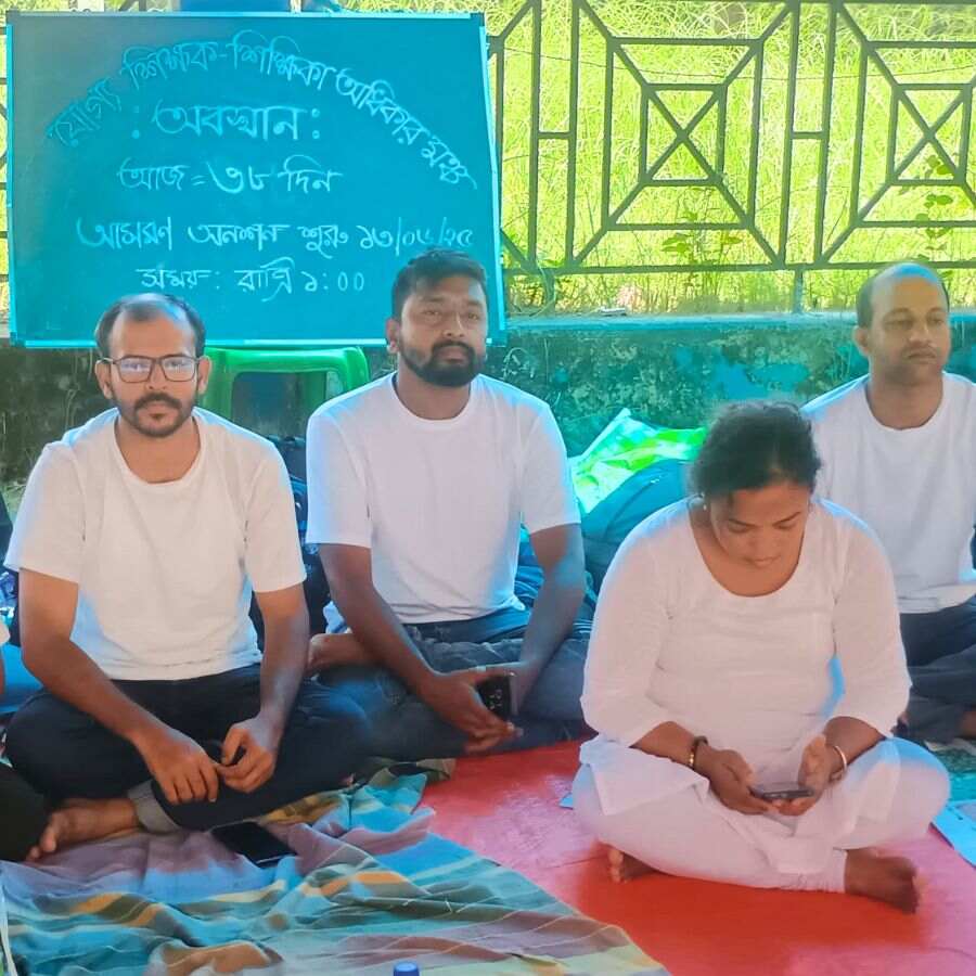 Sacked SSC Teachers on Hunger Strike.