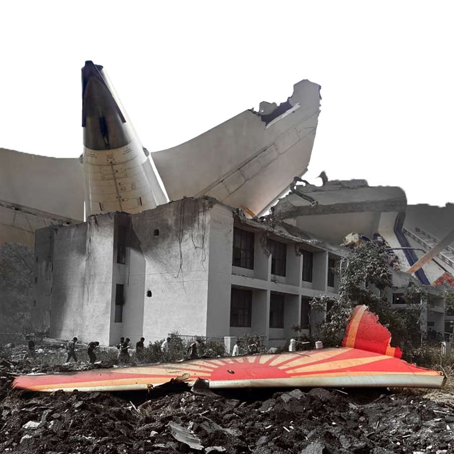 Air India Plane Crash: What Is The Reason Behind This Fatal Accident Of 787 Dreamliner In Ahmedabad  dgtl
