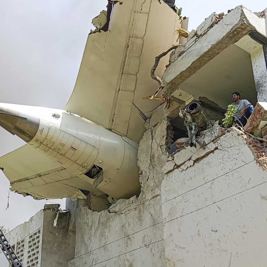 All About Vishwash Kumar Ramesh, the Only Survivor from Seat 11A in Ahmedabad Plane Crash