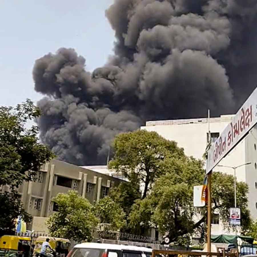 All About Vishwash Kumar Ramesh, the Only Survivor from Seat 11A in Ahmedabad Plane Crash