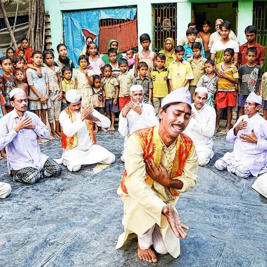 Review of a book authored by Ipshita Halder