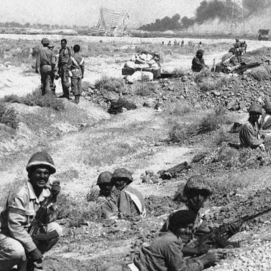 Israel Iran war may escalate heavily due to military pull out of US from West Asia 