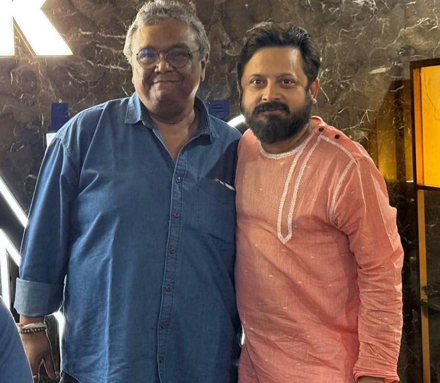 ইন্দ্রদীপ দাশগুপ্ত, শিবপ্রসাদ মুখোপাধ্যায় এক ফ্রেমে।