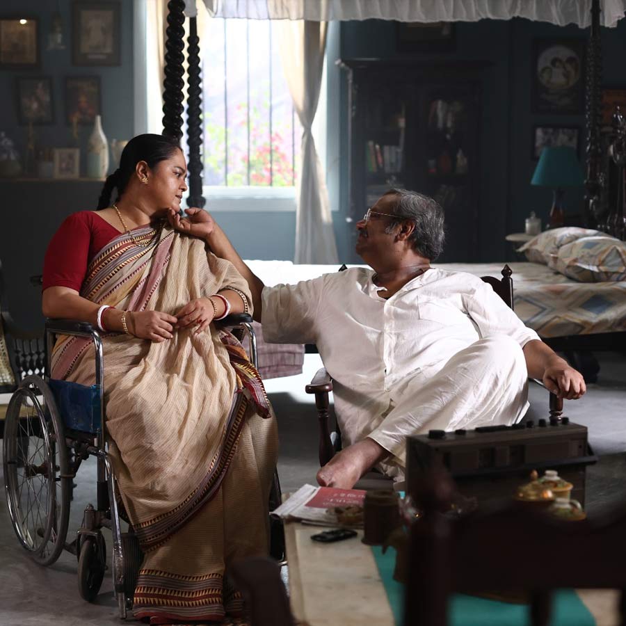 সোহিনী সেনগুপ্ত, কৌশিক গঙ্গোপাধ্যায় ‘গৃহপ্রবেশ’ ছবিতে।