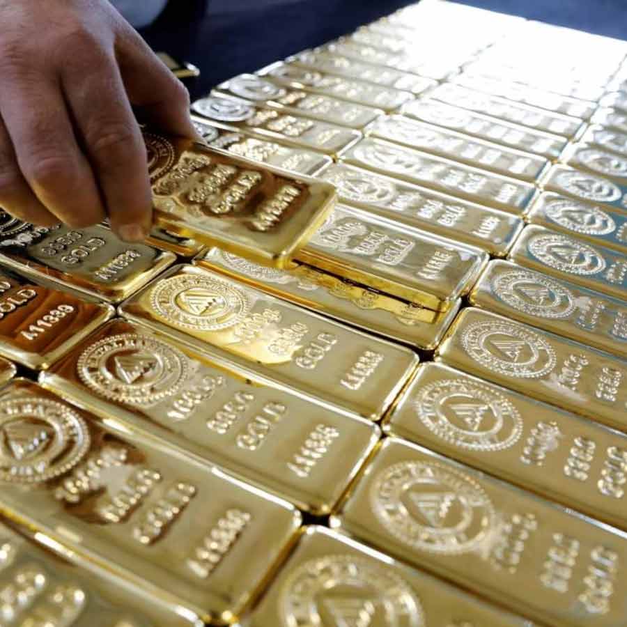Air India crew member arrested for allegedly bringing gold from New York