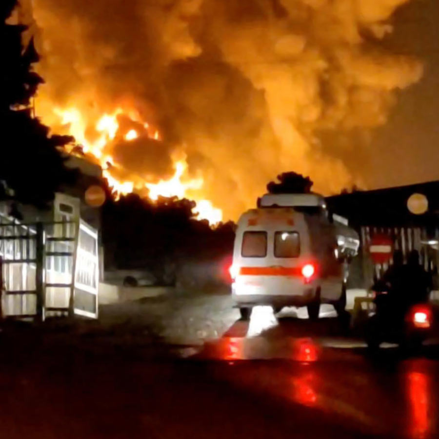 live update Iran missiles cause casualties in Israel, Tehran oil depot hit dgtl