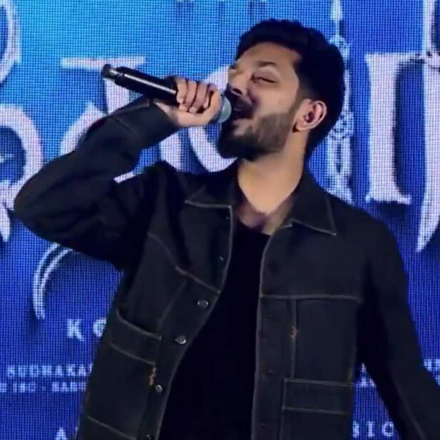 Anirudh Ravichander