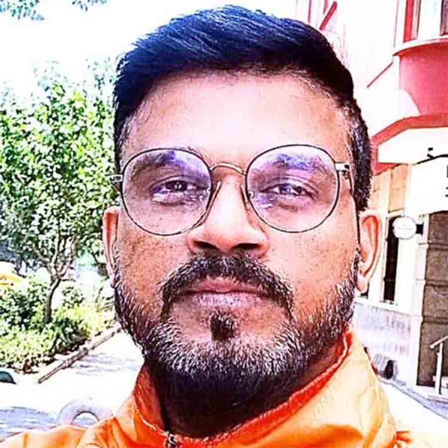 A college Professor from Bardhaman trapped in Iran