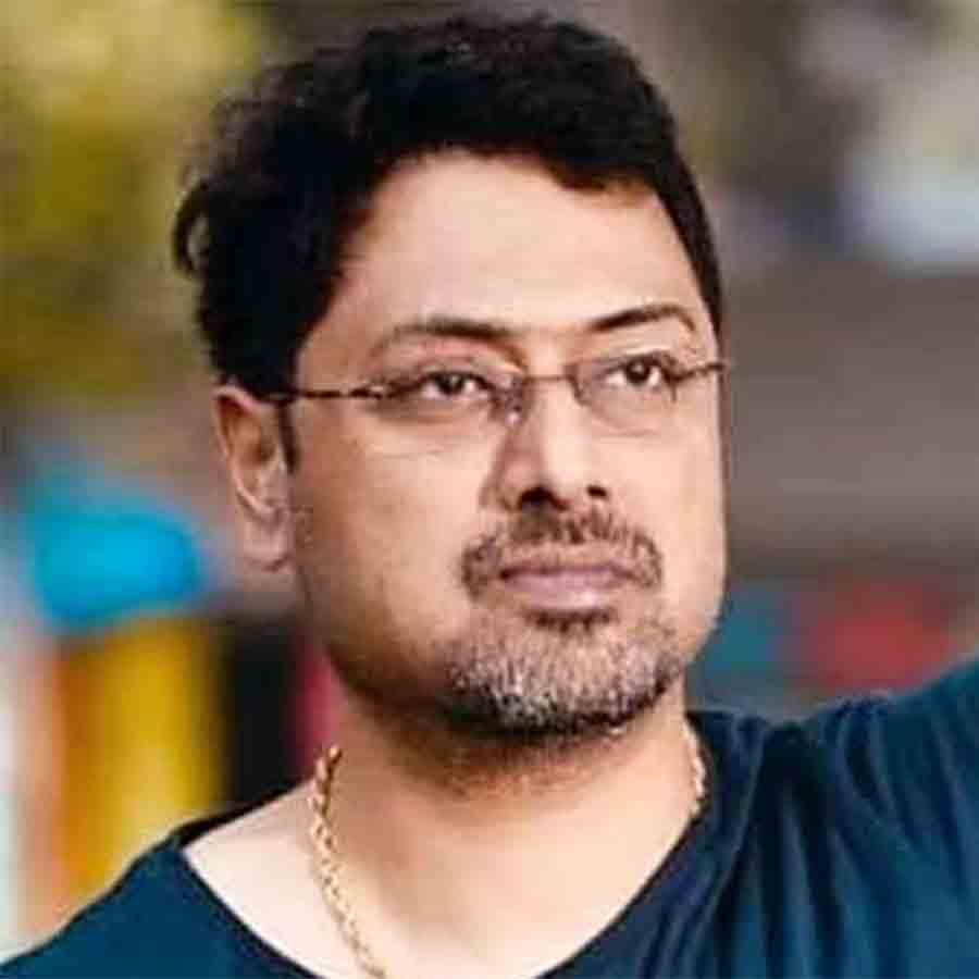 Son of Udayan Guha asked people to hit that person who will ask for money in the name of his father