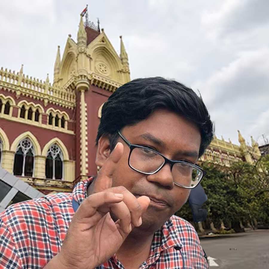 Calcutta High court seeks affidavit over transfer case of Junior Doctor Aniket Mahato dgtl