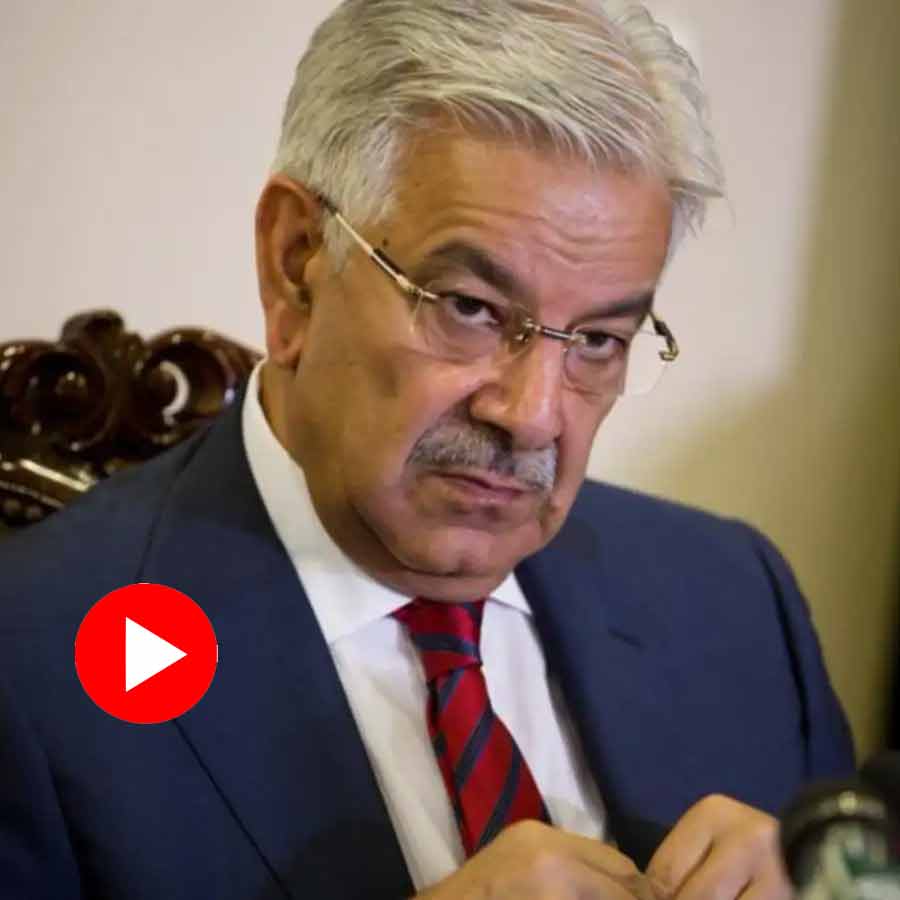 Video shows Pakistani Defense Minister Khawaja Asif making false claims about their technology and ipl in parliament