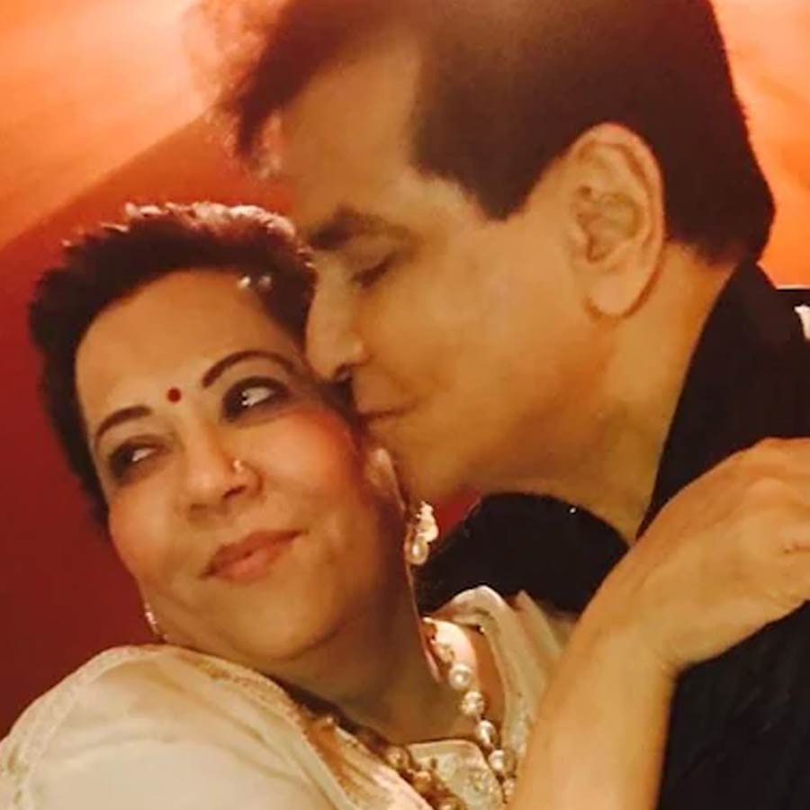 Jeetendra with his wife Shobha Kapoor