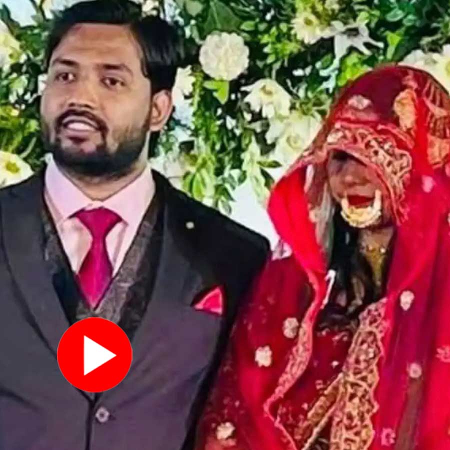 Khan Sir addressing ghoonghat controversy