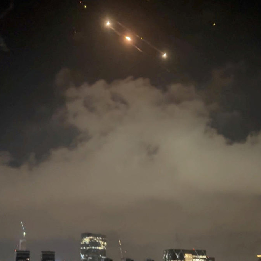 ইজ়রায়েলে নতুন করে আক্রমণ শুরু করেছে ইরান।