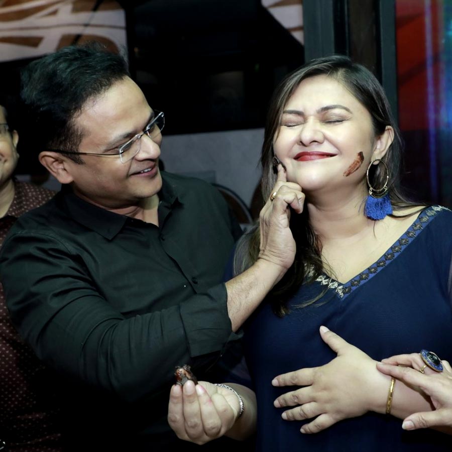 How Bengali actress Koneenica Banerjee celebrates her husband Surajit Hari’s birthday dgtl