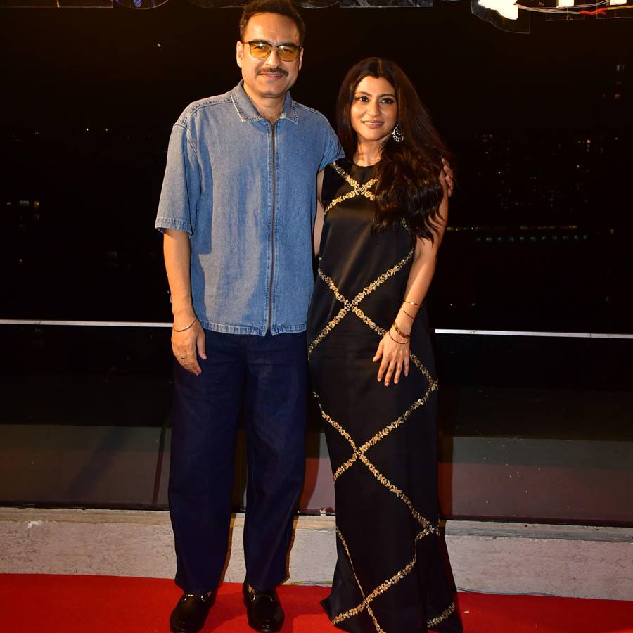 প্রচার অনুষ্ঠানে পঙ্কজ ত্রিপাঠী, কঙ্কনা সেনশর্মা।