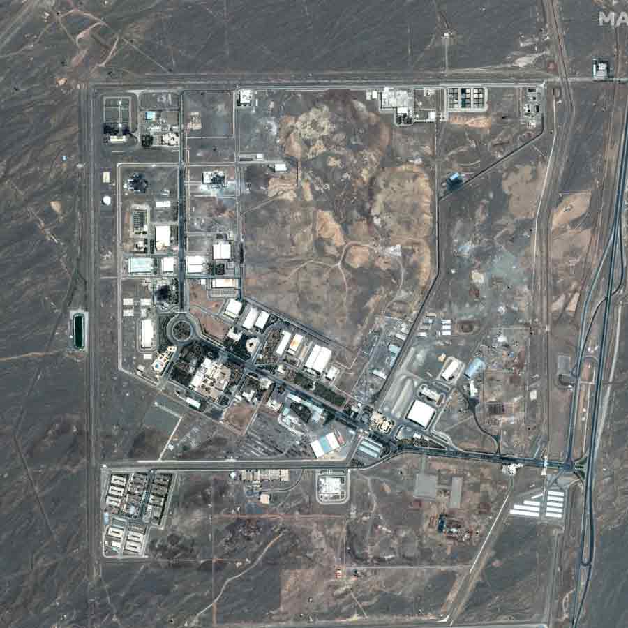 Toxic Smoke, Flames, and Destruction Show shocking War-Like situation Between Iran and Israel