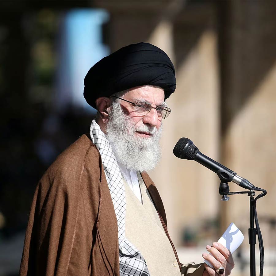 Israel PM Benjamin Netanyahu trying to regime change of Ali Khamenei amid war with Iran