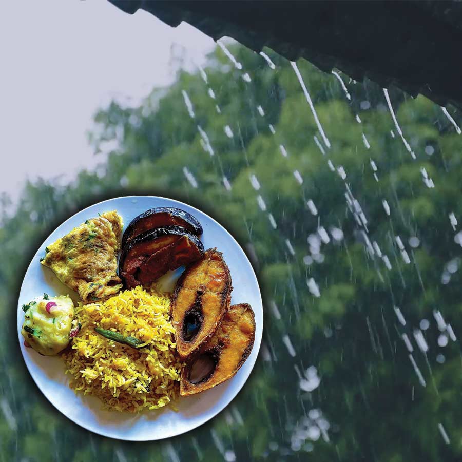 Bengali Khicdi in Monsoon is delicious dish dgtl