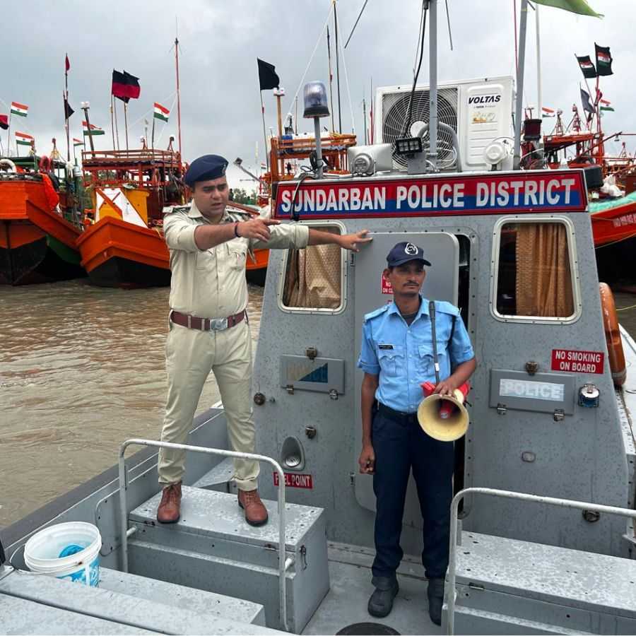 Fisheries Department orders fishermen to return home immediately due to bad weather