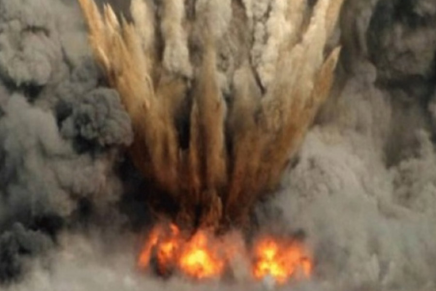 Israel Eyes US Bunker Buster' Bomb to Destroy Iran's Underground Nuclear Site, What is the 14,000-kg Massive Ordnance Penetrator 