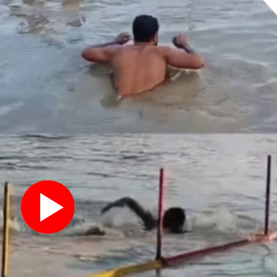 A man drowned into Ganga River