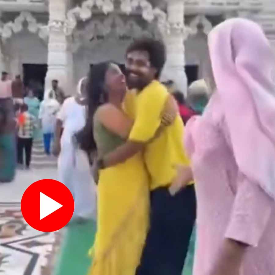 Video shows verbal spat between old lady and couple in temple