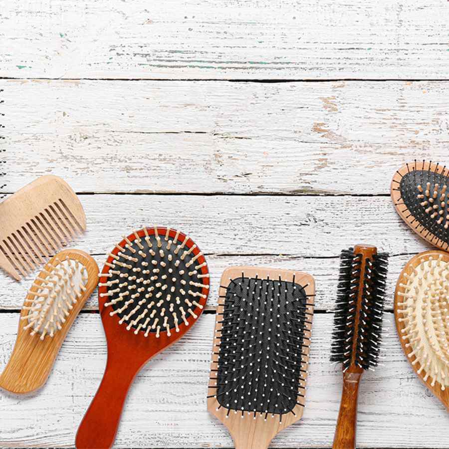How to choose suitable hair comb or brush for any kind of hair type
