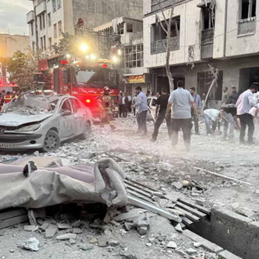 Tehran, Tabriz Devastated by Israeli Strikes, Nuclear Sites Burn, Iran Faces Chaos