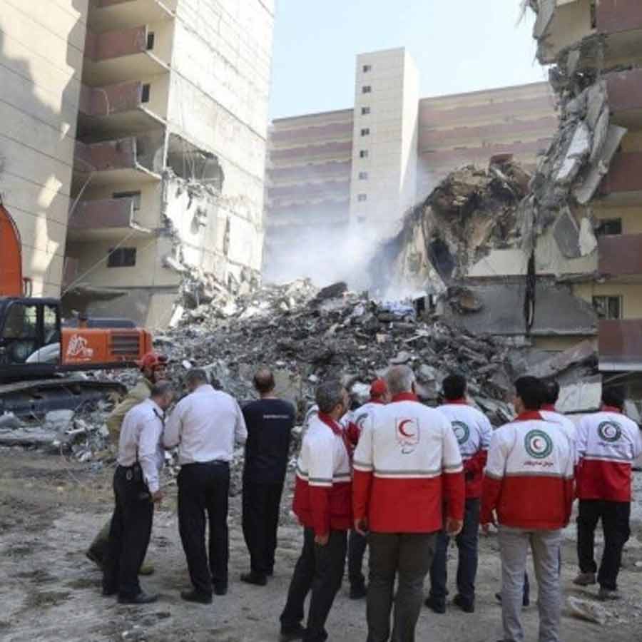 Tehran, Tabriz Devastated by Israeli Strikes, Nuclear Sites Burn, Iran Faces Chaos