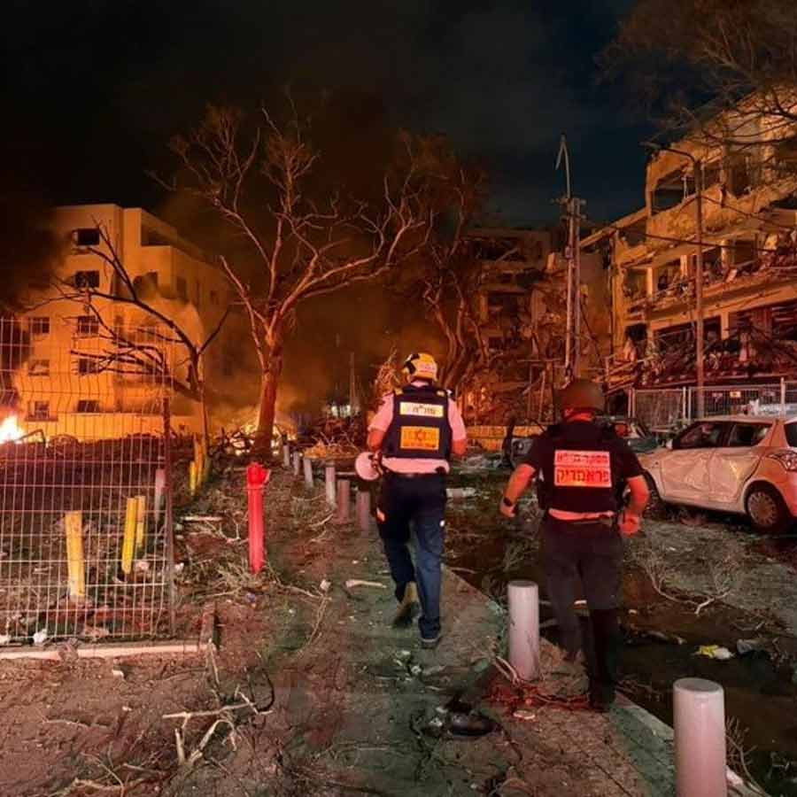 Tehran, Tabriz Devastated by Israeli Strikes, Nuclear Sites Burn, Iran Faces Chaos