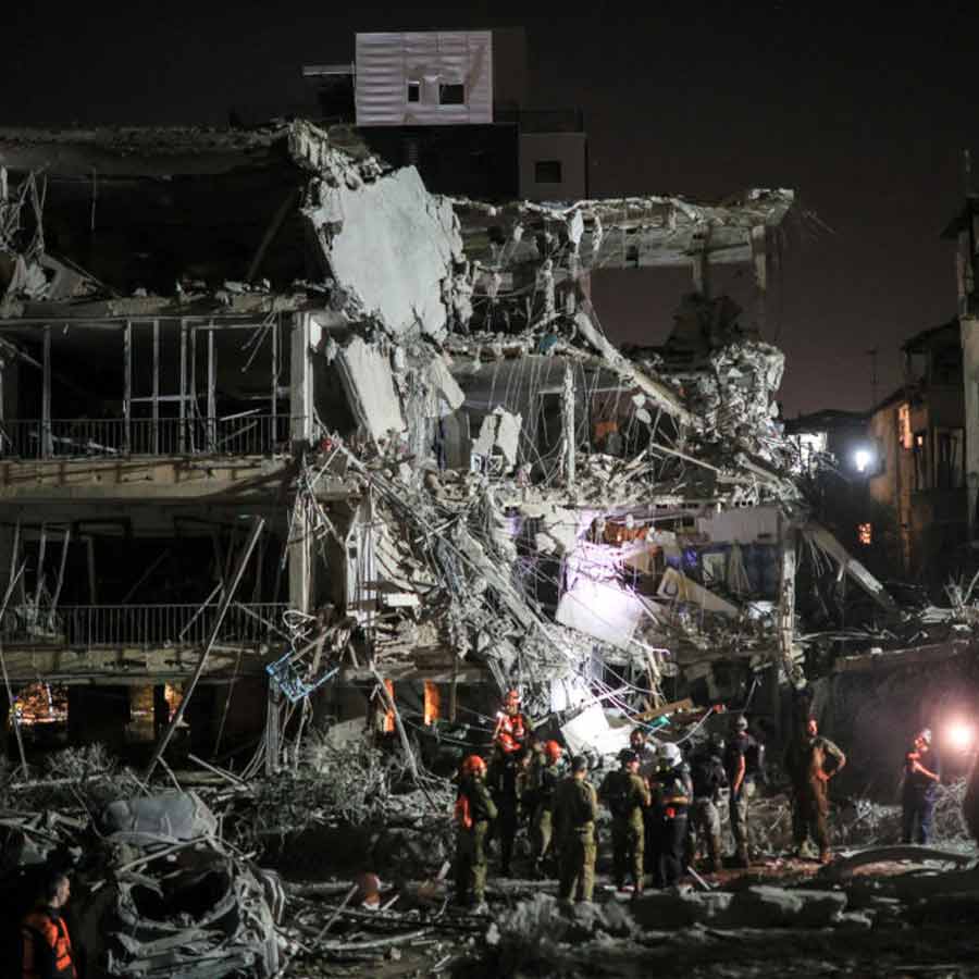 Tehran, Tabriz Devastated by Israeli Strikes, Nuclear Sites Burn, Iran Faces Chaos