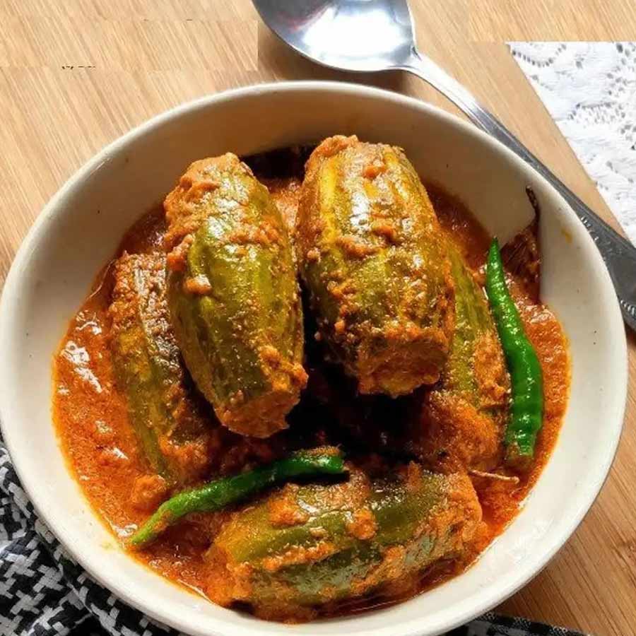 A Recipe of Fish roe Stuffed Pointed gourd also known as Dolma dgtl