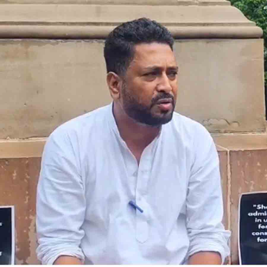 BJP’s Shankar Ghosh stages dharna alleging stoppage of MLA fund