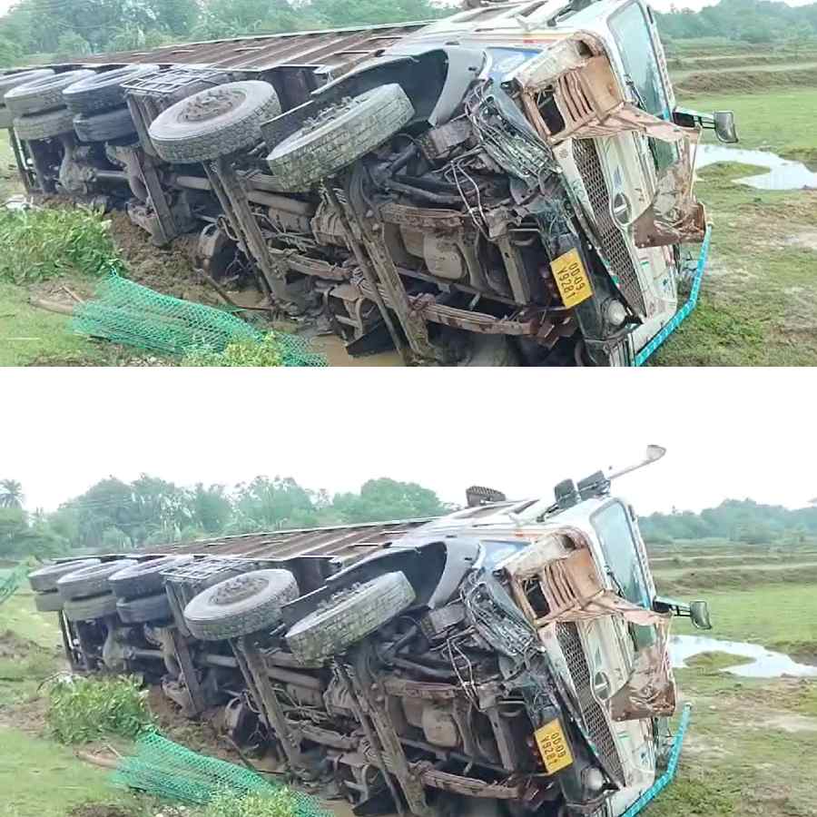 Nine killed in road accident in Purulia