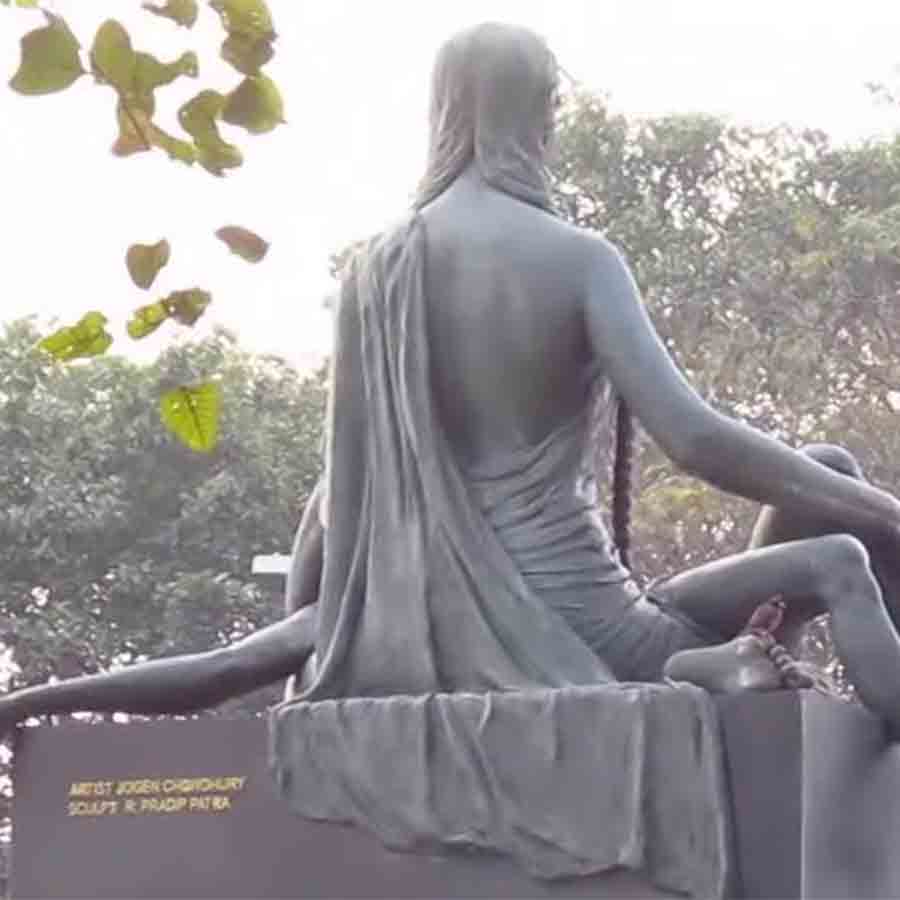 All information must be provided before installing a statue, Kolkata Municipality issues strict guidelines